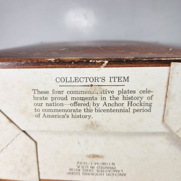 American Bicentennial Amber 8" Salad Plates with Original Box Anchor Hocking - Picture 5 of 12